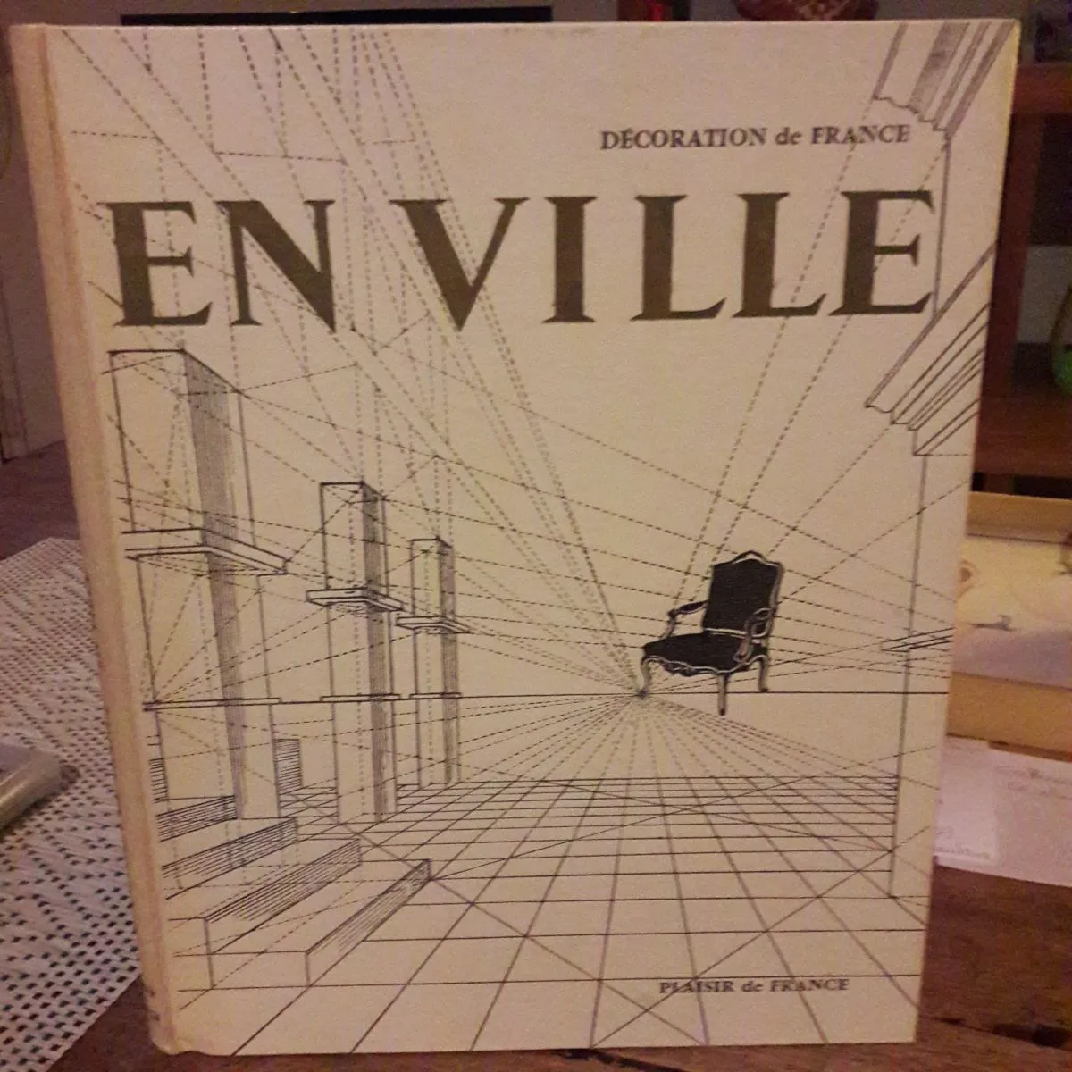 Livre décoration de France années 60