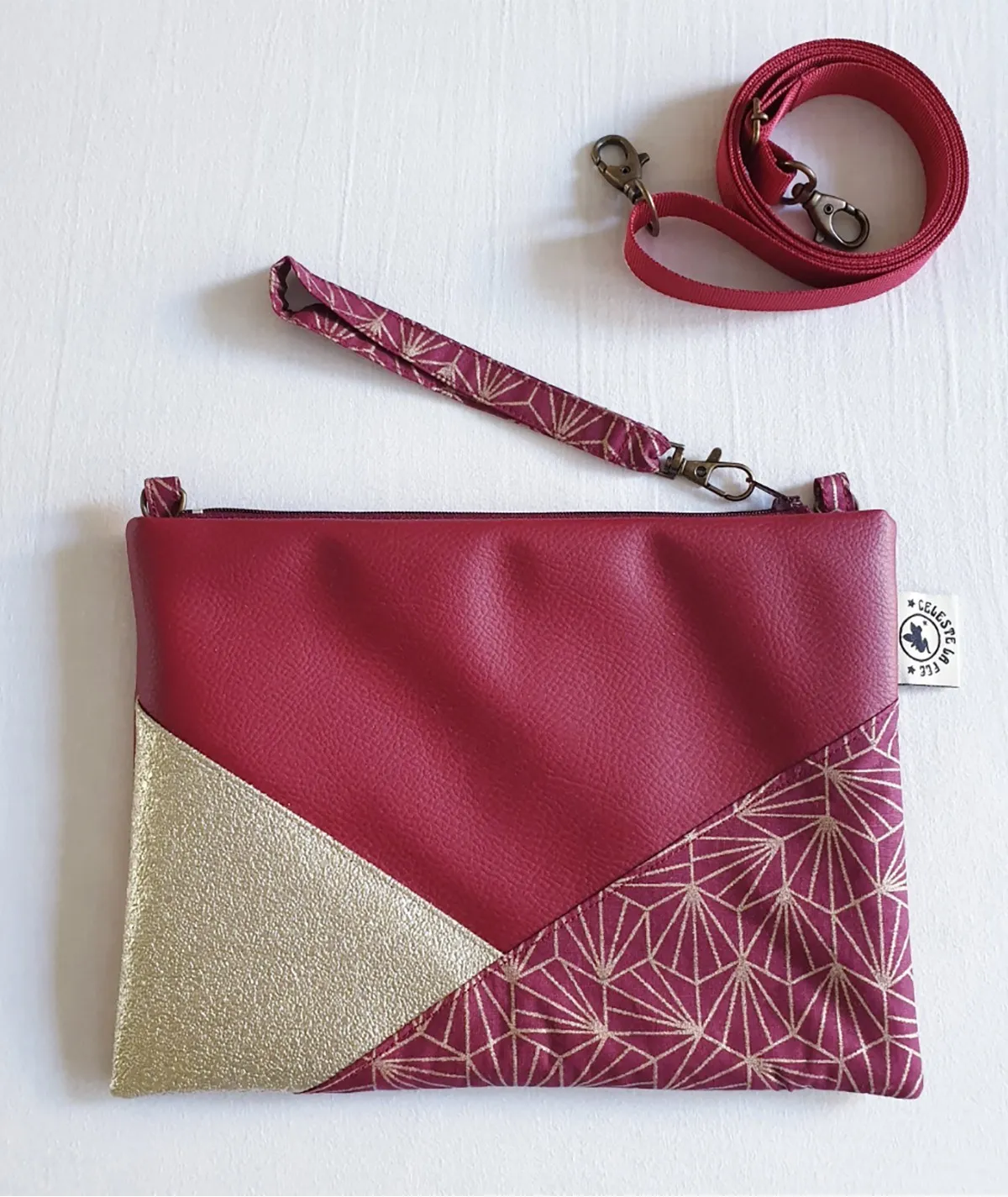 Pochette Céleste bordeaux et dorée, simili cuir et coton