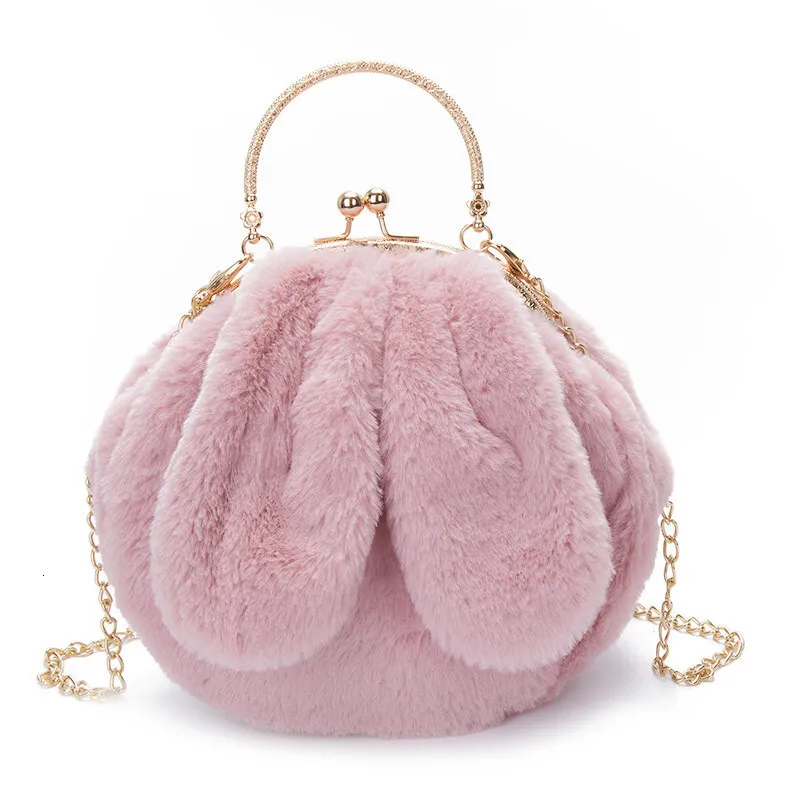 pochette en fausse fourrure