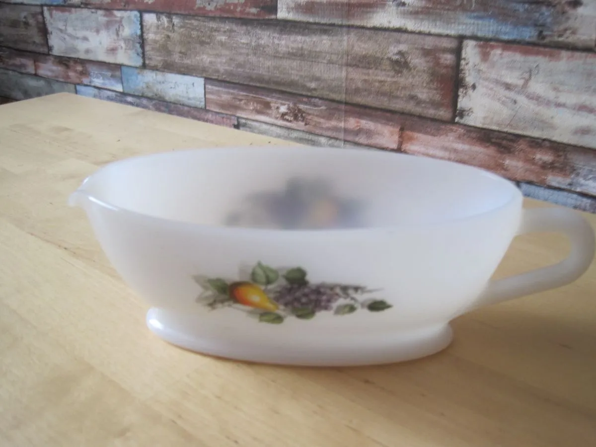 SAUCIERE en verre vintage marque France  